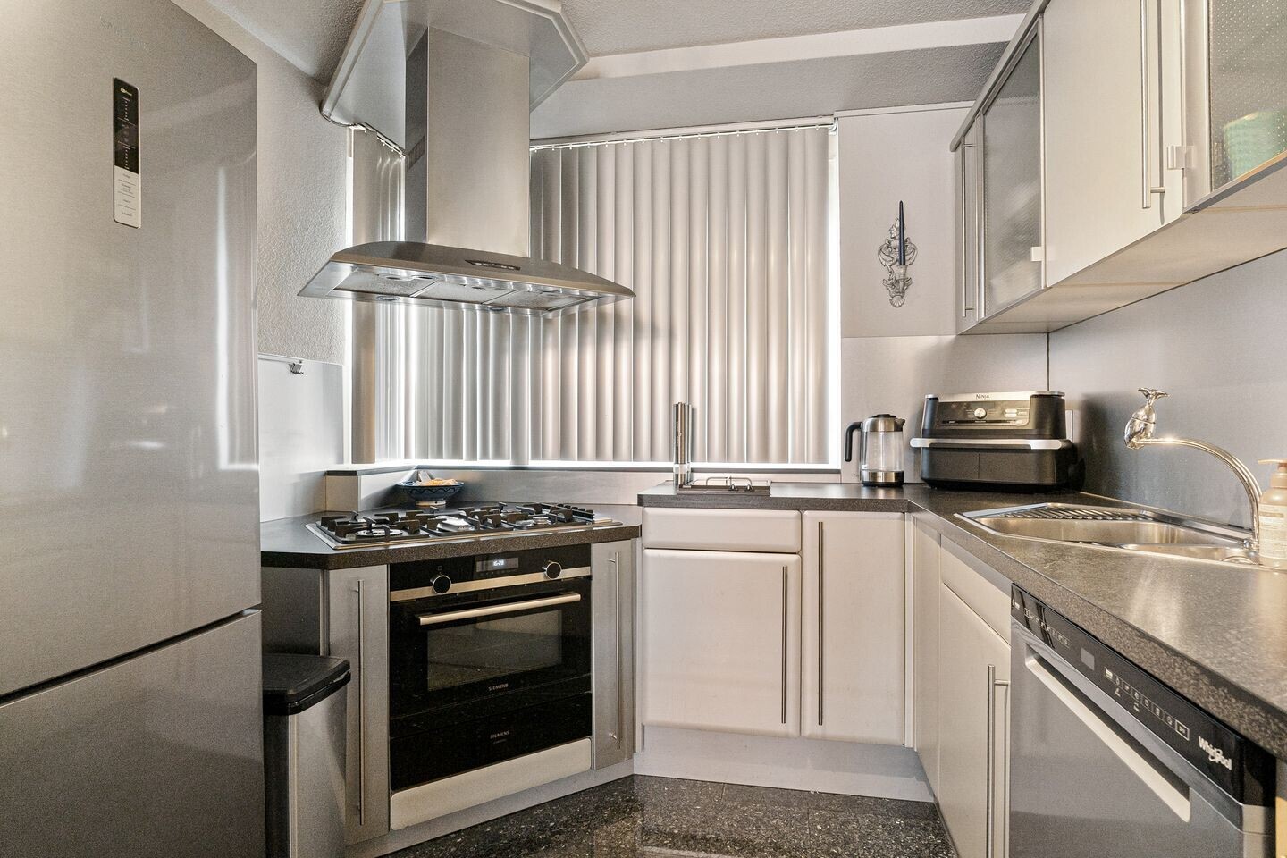 Tussenwoning te koop: Resedastraat 35B, Rotterdam