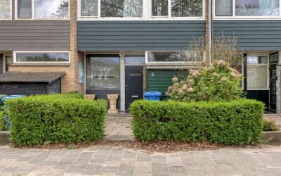 Platostraat 8