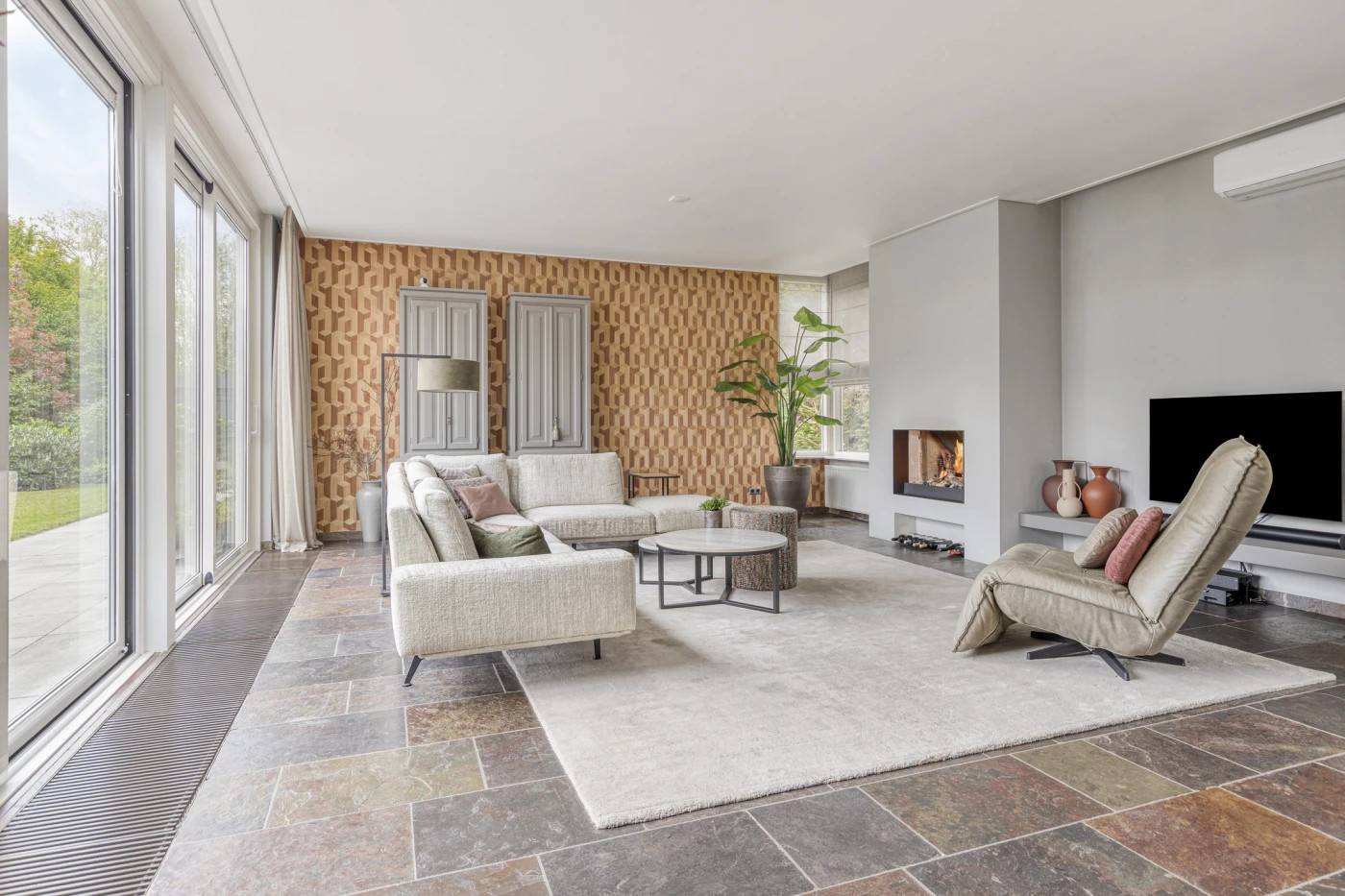 Vrijstaande woning te koop: Karl Marxstraat 86, Rotterdam