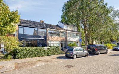 Du Perronstraat 7