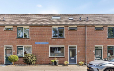 Mr. Arend van der Woudenslaan 58