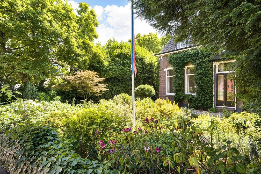 Vrijstaande woning te koop: Benedenrijweg 559, Rotterdam