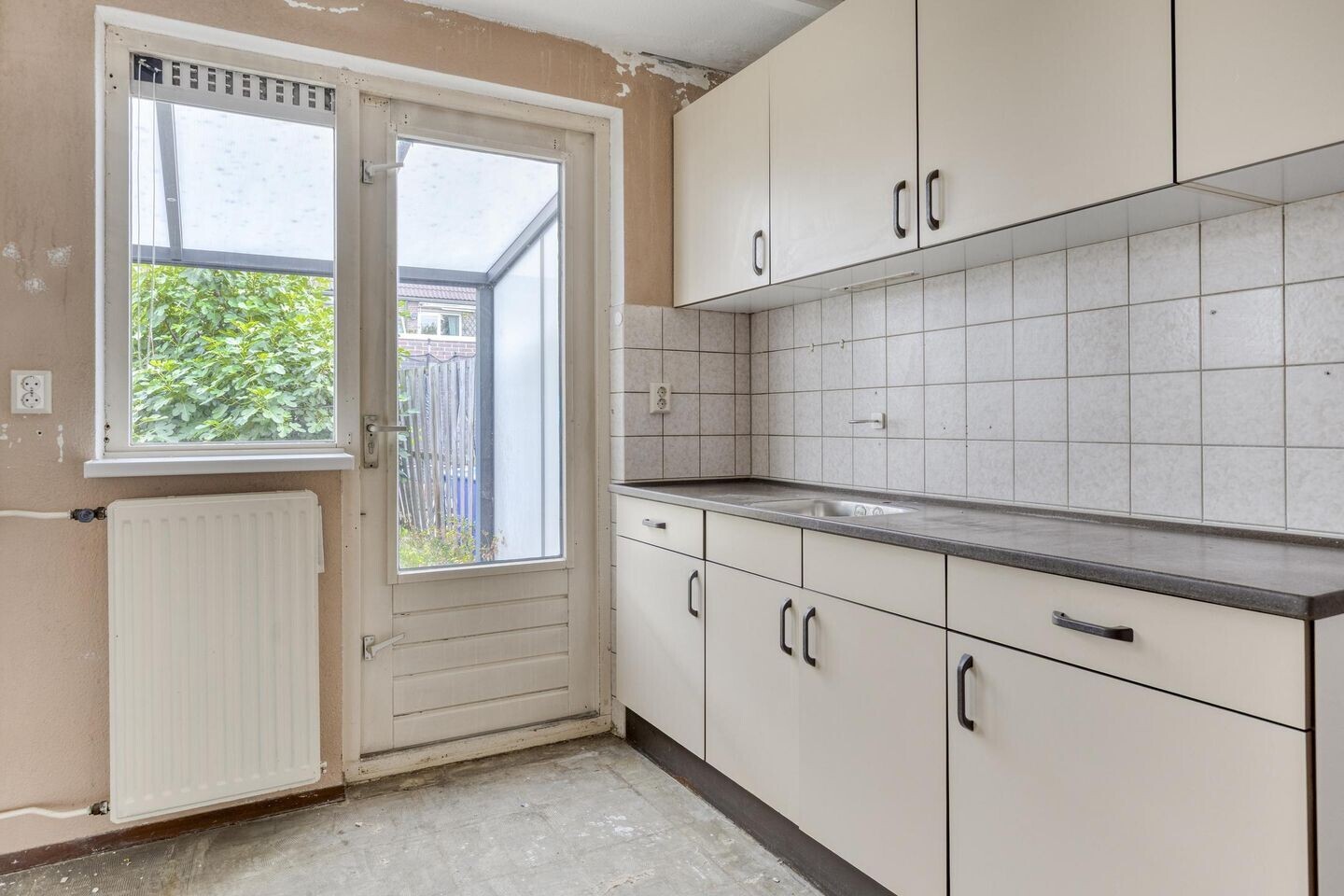 Tussenwoning te koop: Schinnenbaan 108, Rotterdam