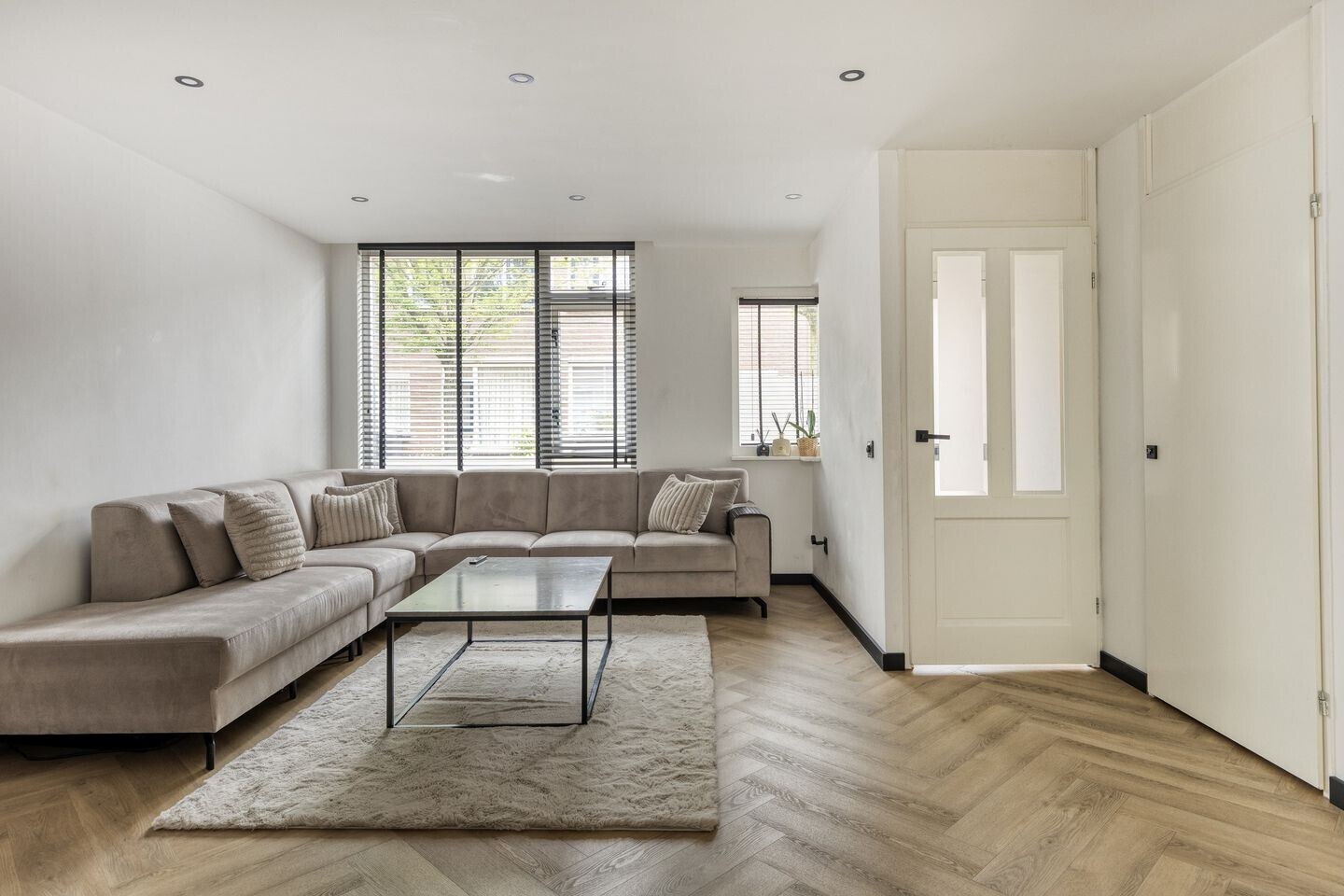 Tussenwoning te koop: Slangenburgerf 17, Rotterdam