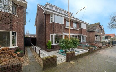 Koninginneweg 10