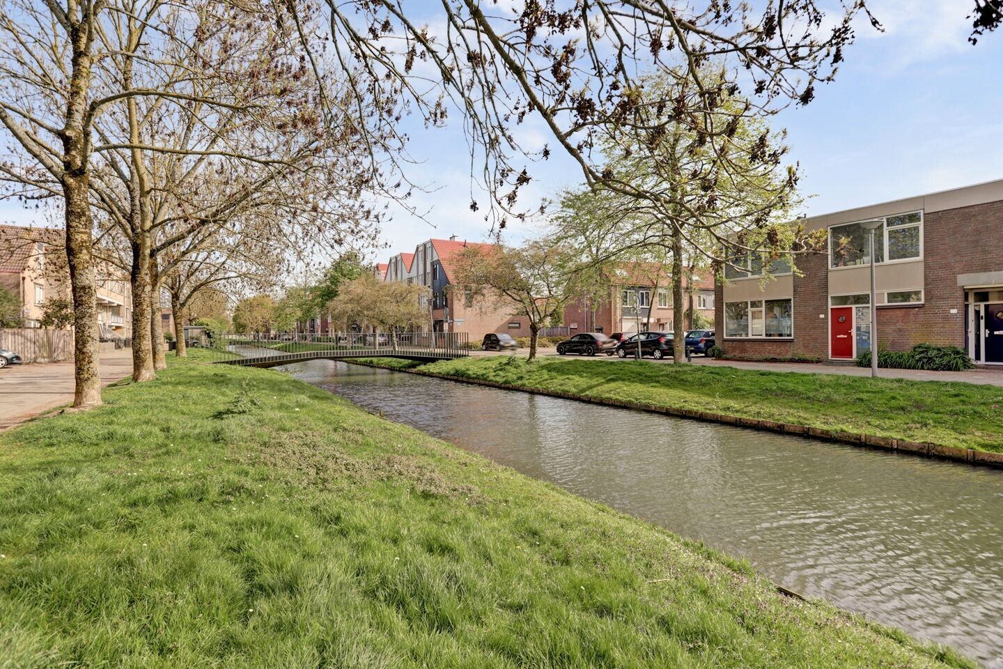Tussenwoning te koop: rhijnauwensingel 95, Rotterdam