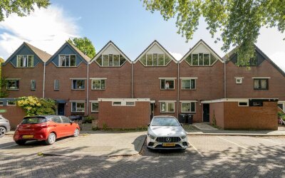 Kruisherenstraat 8