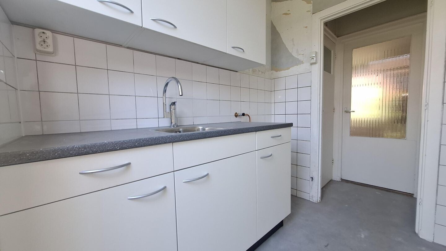 Tussenwoning te koop: Tennisstraat 17, Rotterdam