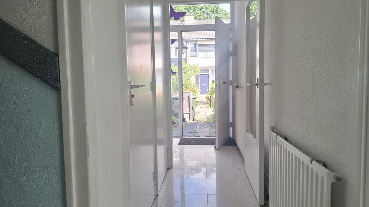 Tussenwoning te koop: Kleine Kreek 84, Rotterdam