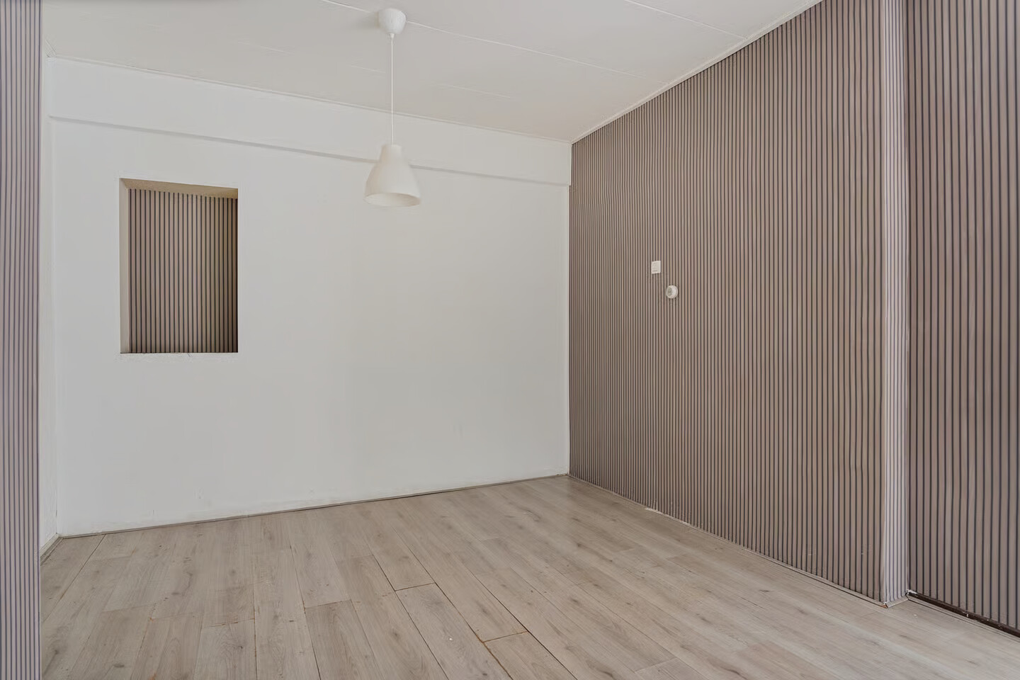 Appartement te koop: Dordtselaan 79A03, Rotterdam