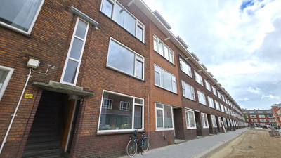 Voetjesstra. 48-B