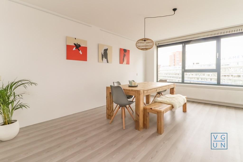 Appartement te huur: Zuidplein 674, Rotterdam