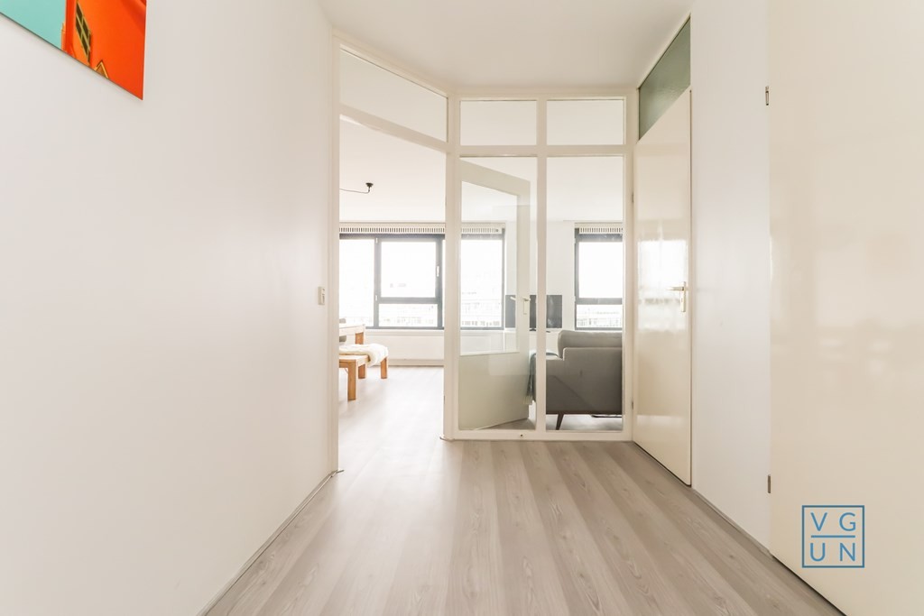 Appartement te huur: Zuidplein 674, Rotterdam