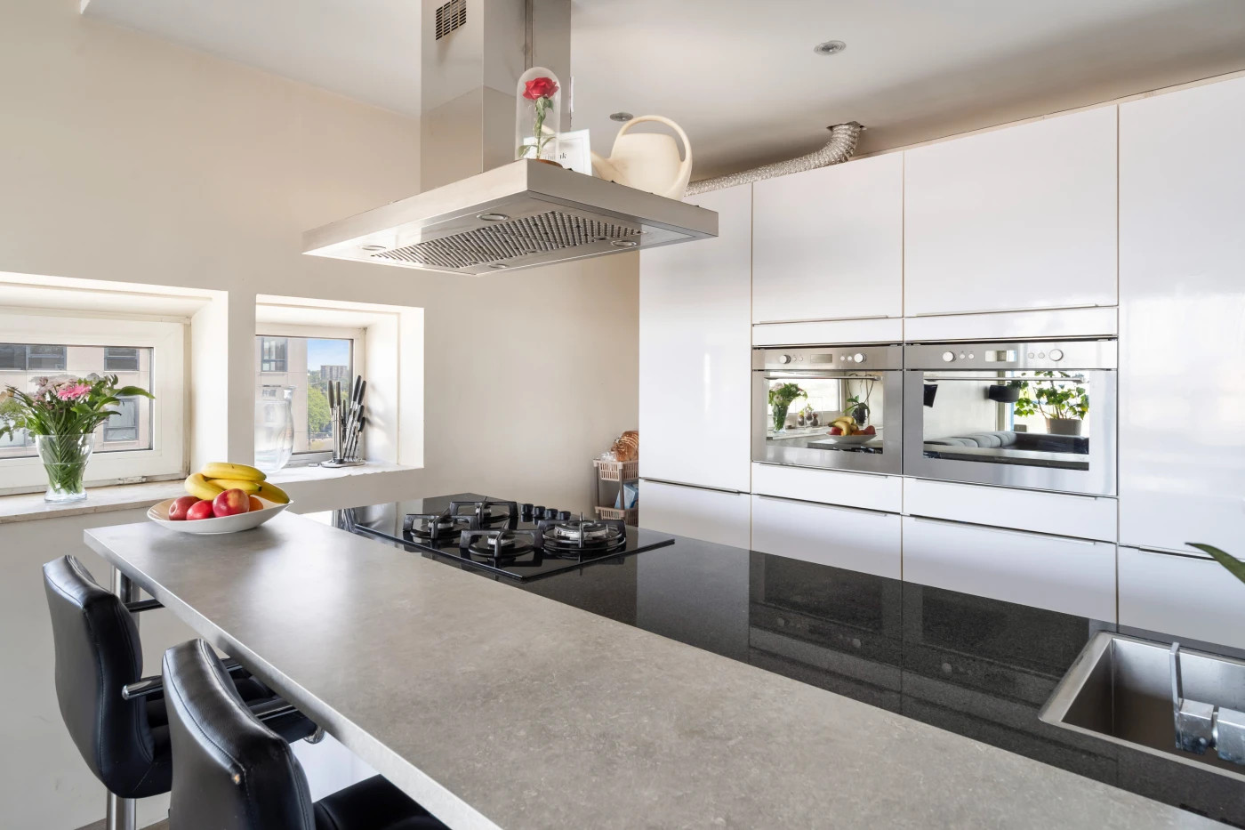 Appartement te koop: Strevelsweg 707, Rotterdam