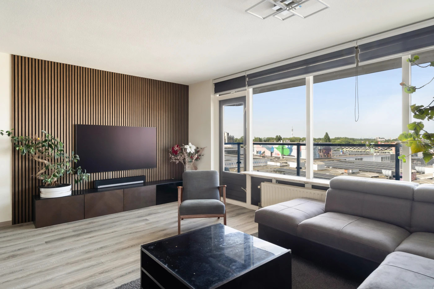 Appartement te koop: Strevelsweg 707, Rotterdam