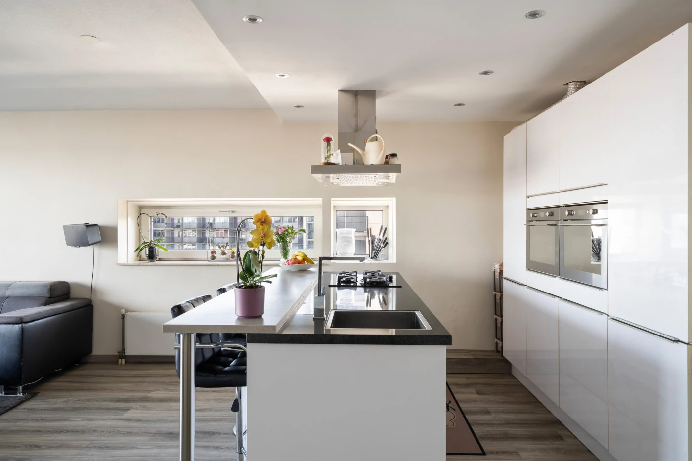 Appartement te koop: Strevelsweg 707, Rotterdam