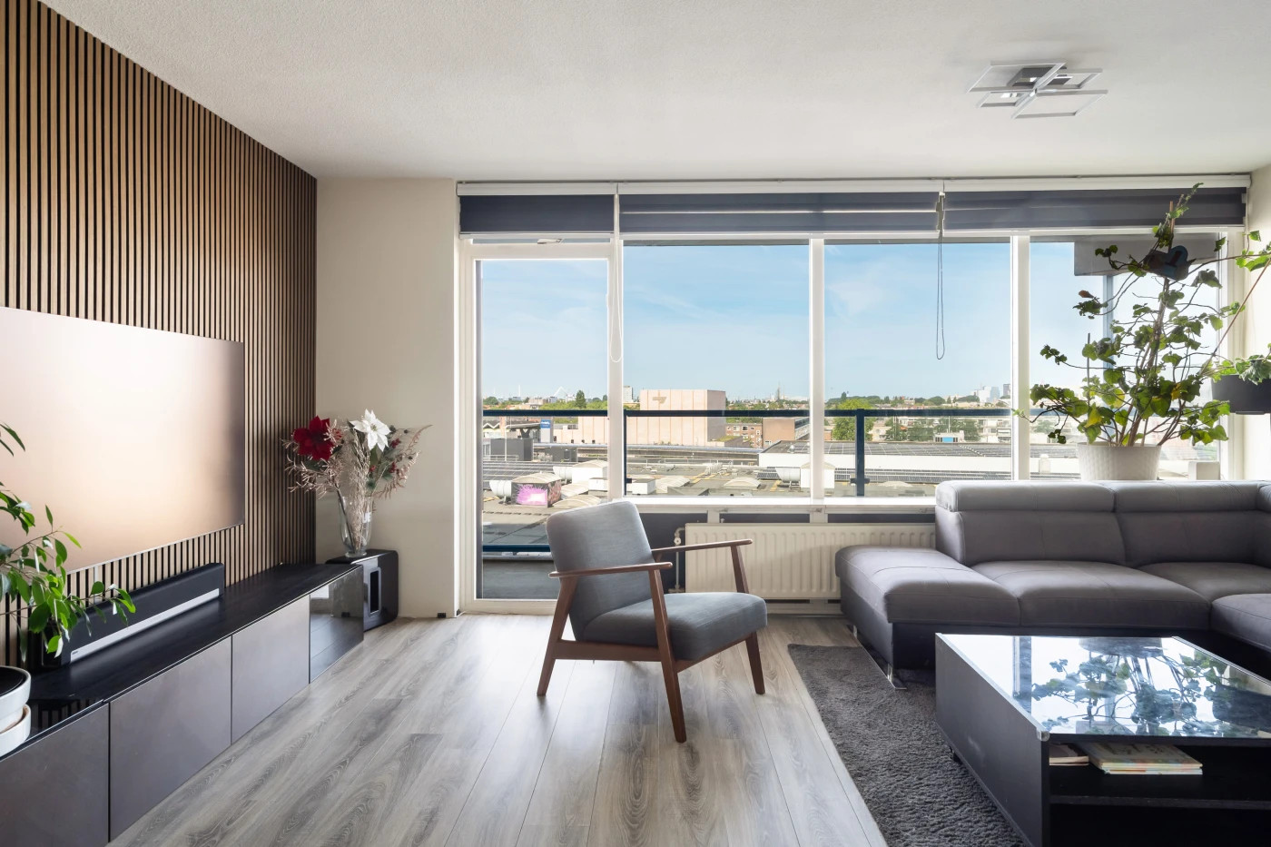 Appartement te koop: Strevelsweg 707, Rotterdam