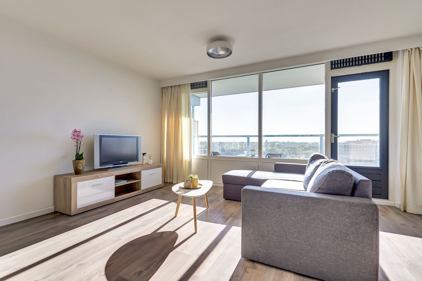Appartement te koop: strevelsweg 958, Rotterdam
