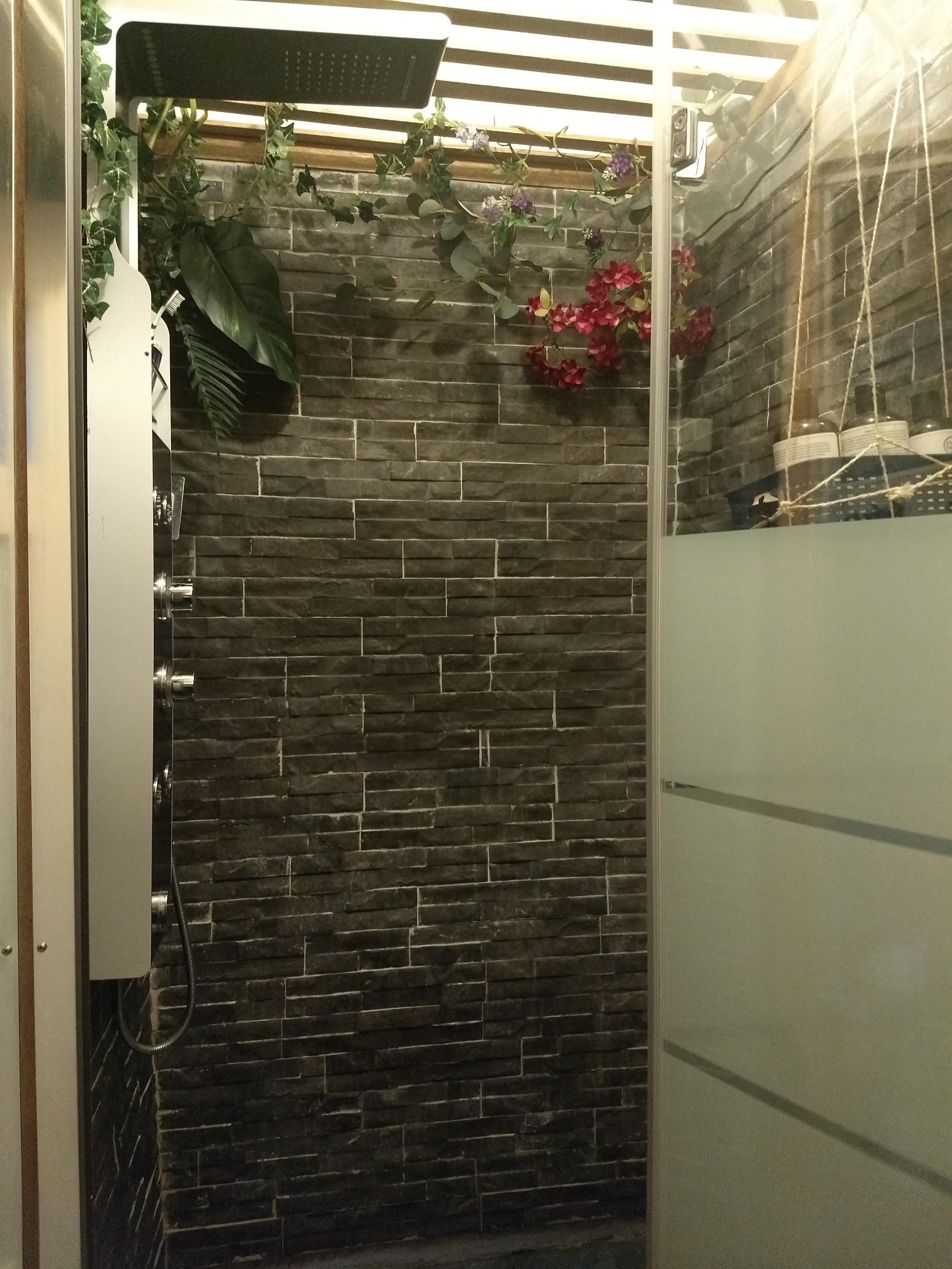 Appartement te koop: Wolphaertsbocht 266D, Rotterdam