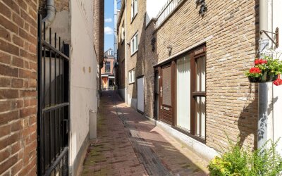 Zwaansteeg 10