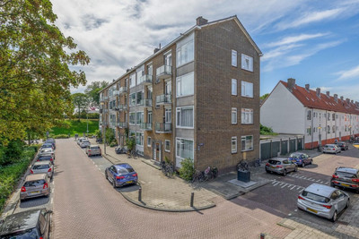 Hogenbanweg 421