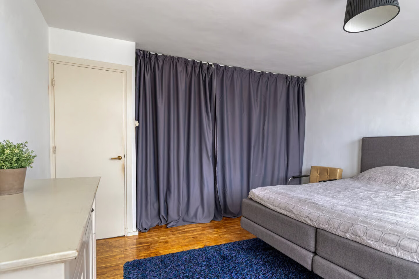 Tussenwoning te koop: Oostsingel 66, Schiedam
