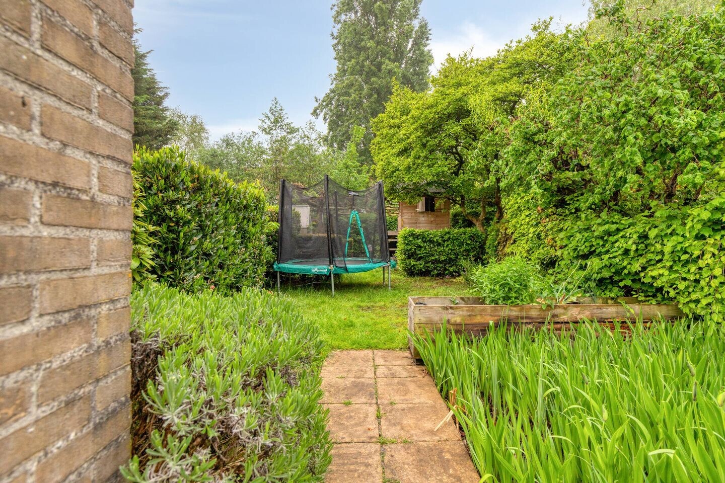 Tussenwoning te koop: Oostsingel 66, Schiedam