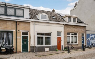 Oosterstraat 93