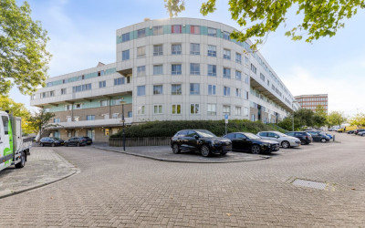 Celsiusstraat 15