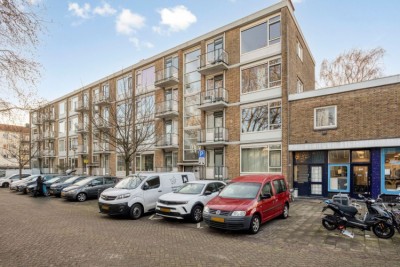 Newtonplein 53