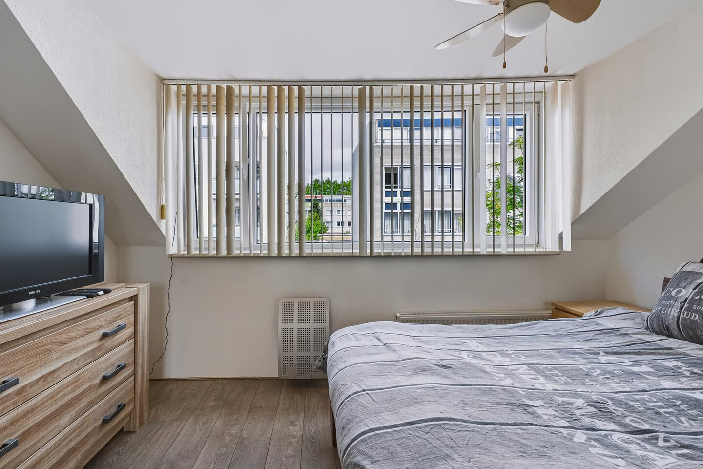Tussenwoning te koop: Hagastraat 38, Schiedam