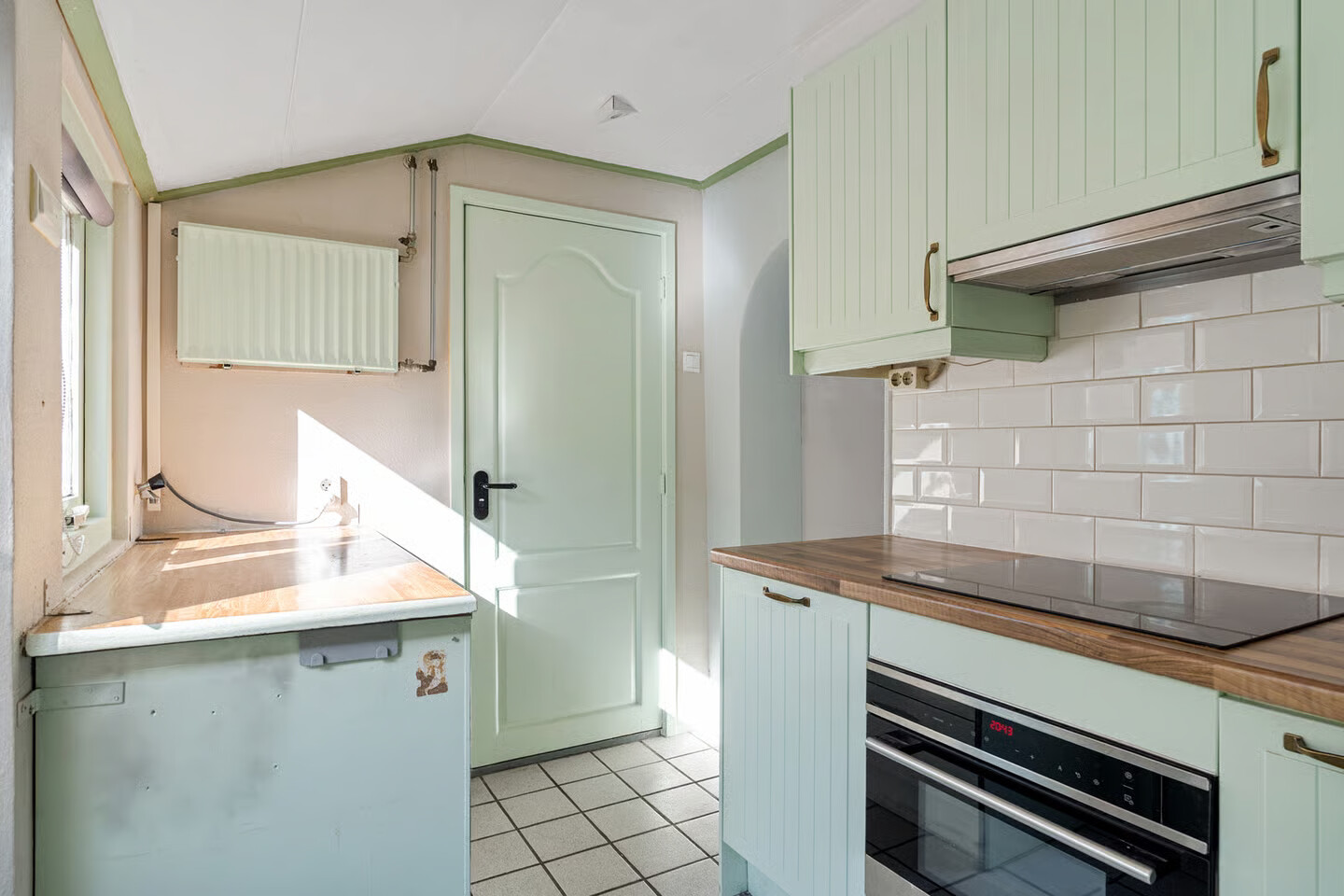 Hoekwoning te koop: Leliestraat 20, Schiedam