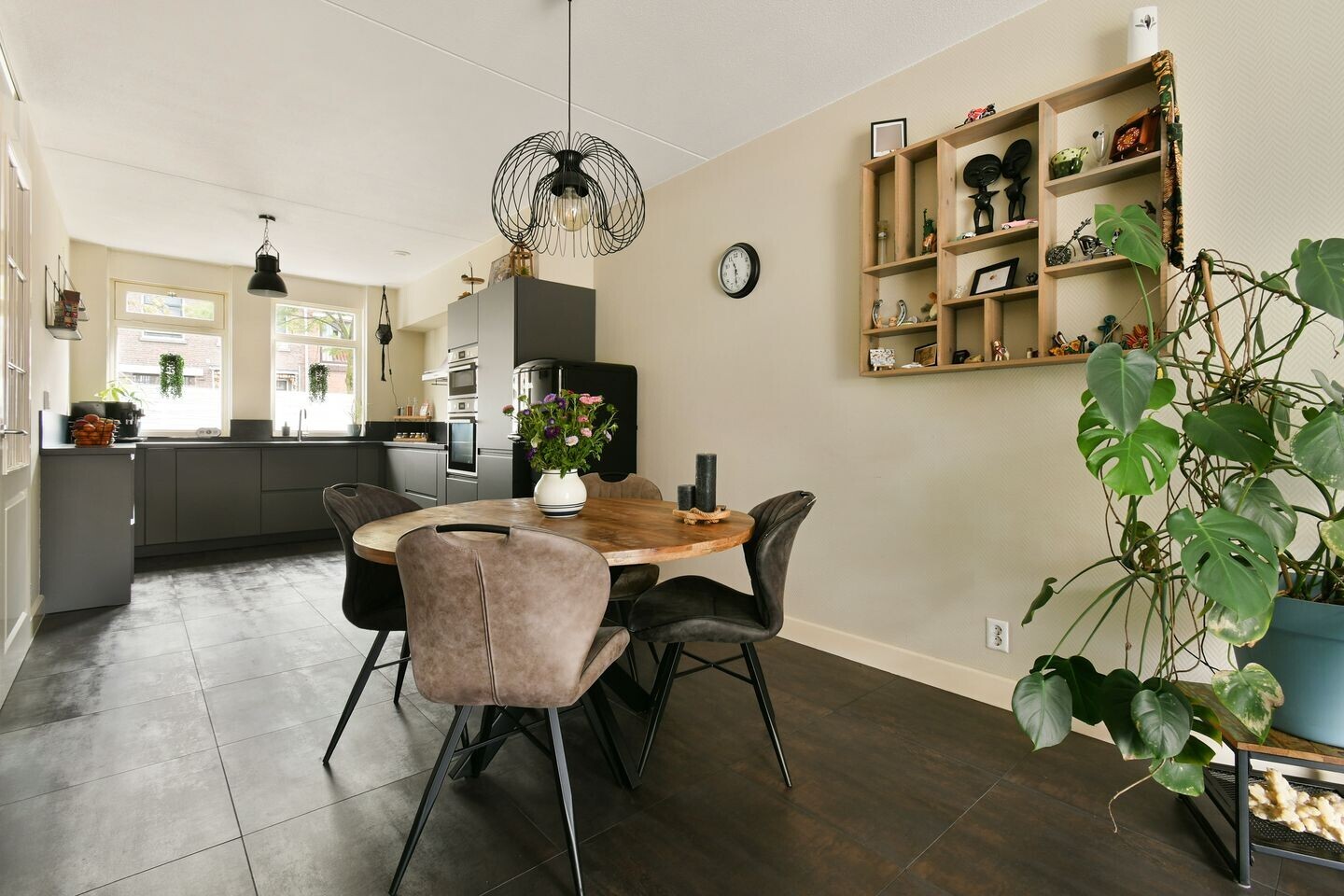 Tussenwoning te koop: Rijnstraat 18, Schiedam
