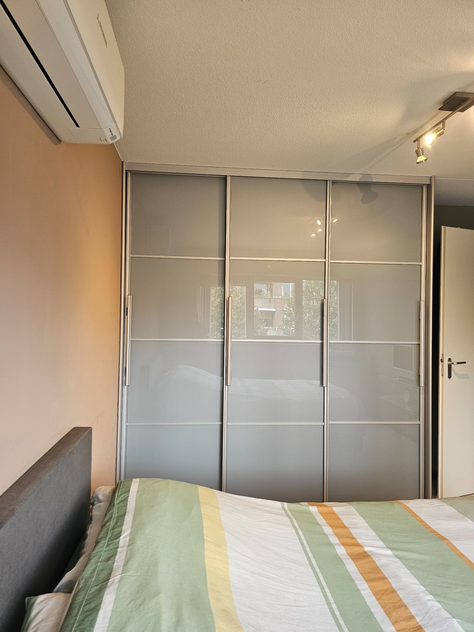 Hoekwoning te koop: Warande 131, Schiedam