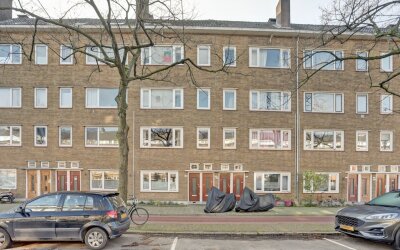 Burgemeeste. 255-A