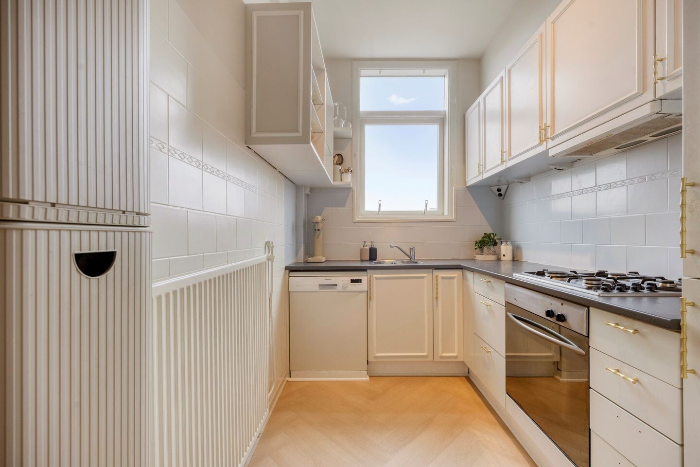 Appartement te koop: Burgemeester Knappertlaan 186A, Schiedam