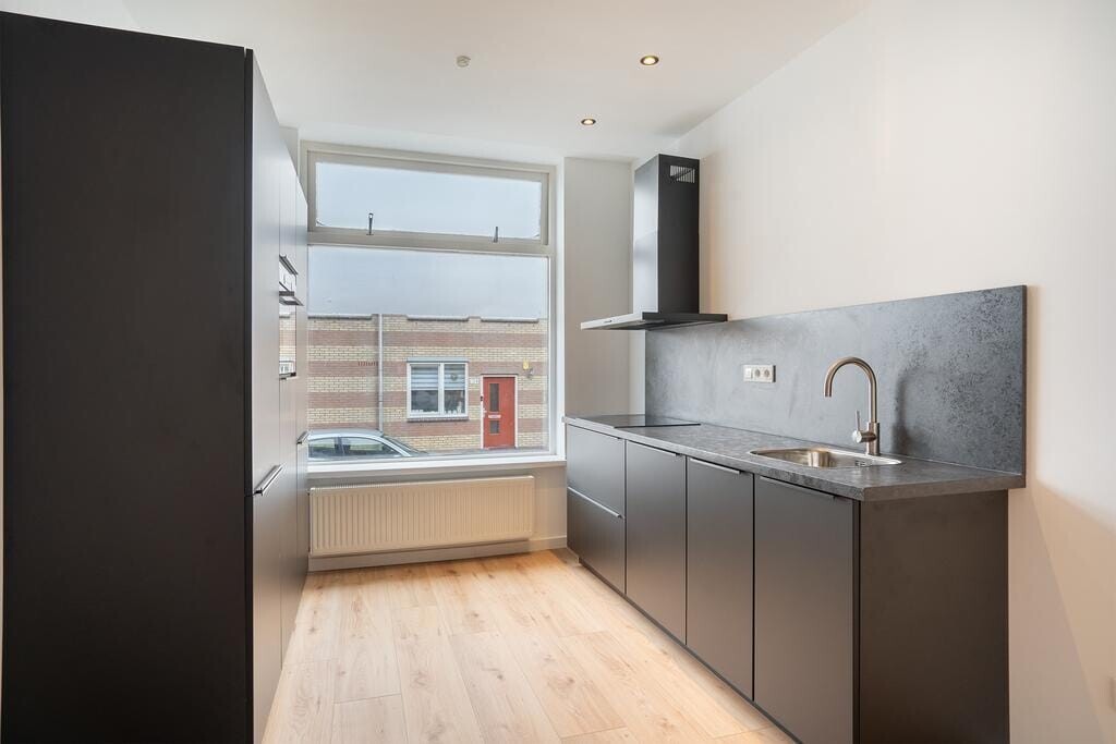 Appartement te koop: Huysmansstraat 91A, Schiedam