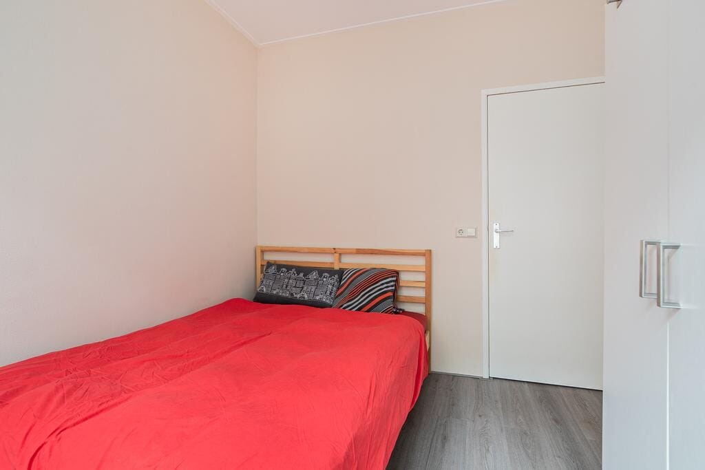 Appartement te koop: Bilderdijkstraat 12A, Schiedam