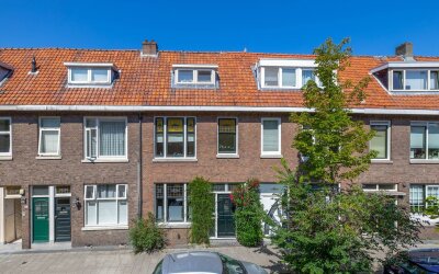 J A Alberdingk Thijmstraat 43