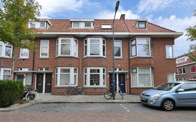 J A Alberdingk Thijmstraat 4-B