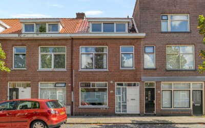J A Alberdingk Thijmstraat 82