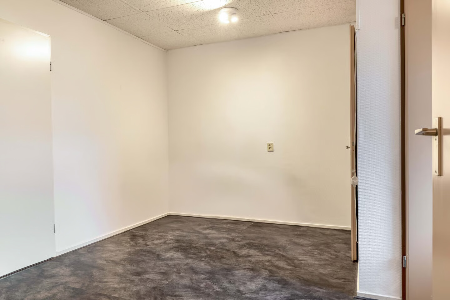 Studio te koop: Burgemeester Gijsenlaan 13, Schiedam