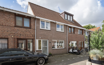 Spoorbaanstraat 10
