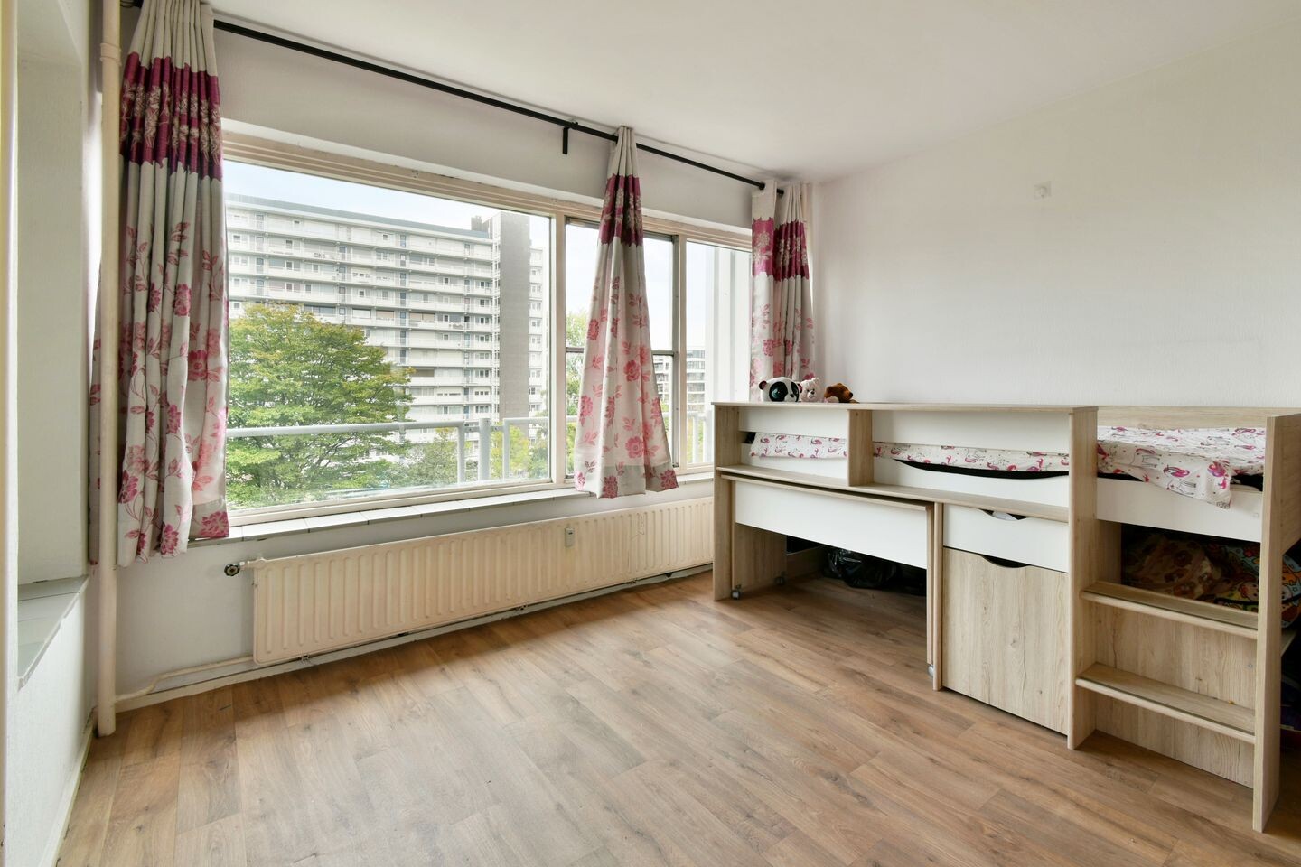 Appartement te koop: Louis Raemaekersstraat 47, Schiedam