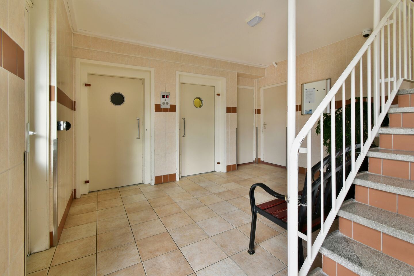 Appartement te koop: Louis Raemaekersstraat 47, Schiedam