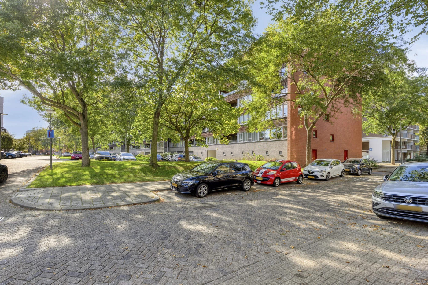 Appartement te koop: Hollandiahof 42, Schiedam