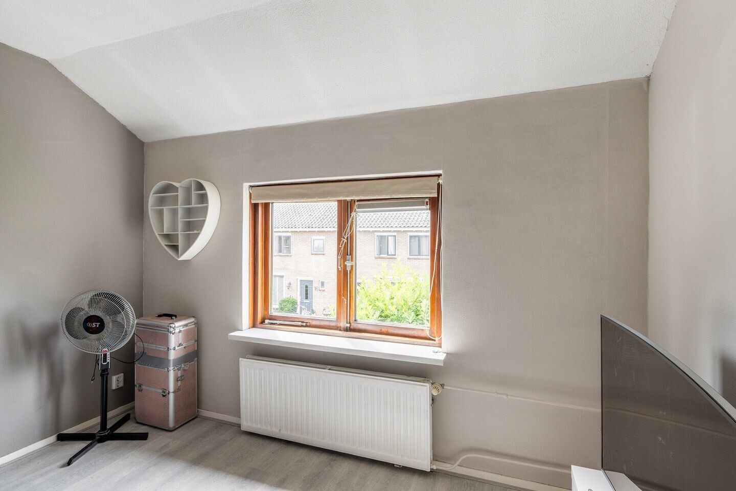 Tussenwoning te koop: Berkenlaan 11, Schiedam