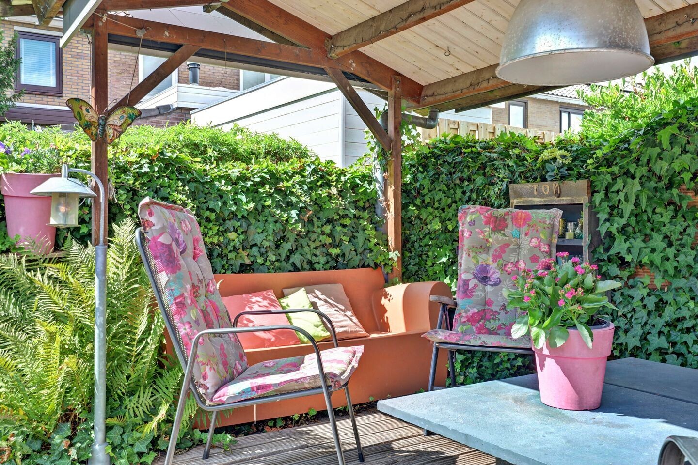 Hoekwoning te koop: Ribeslaan 30, Schiedam