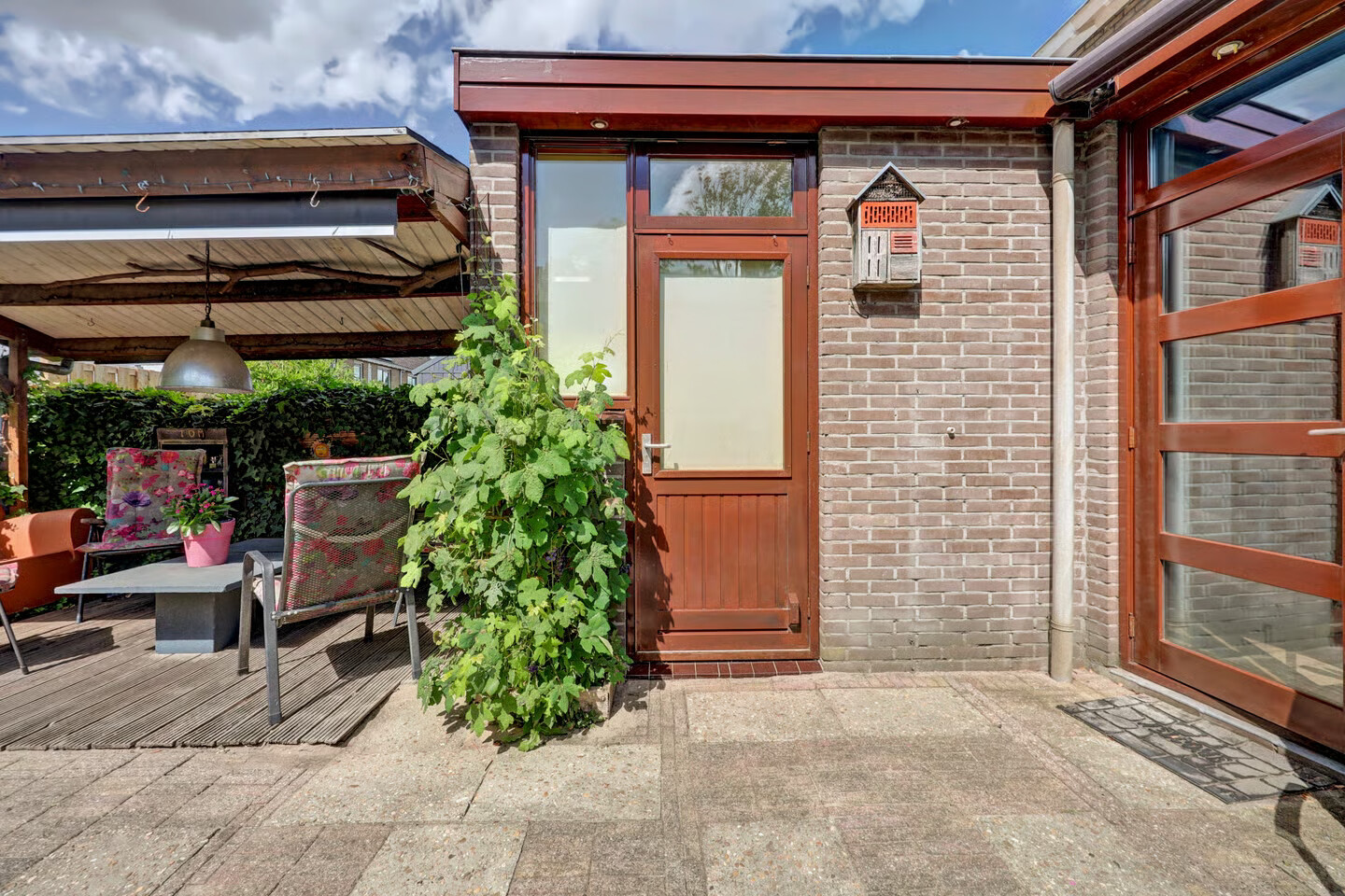 Hoekwoning te koop: Ribeslaan 30, Schiedam