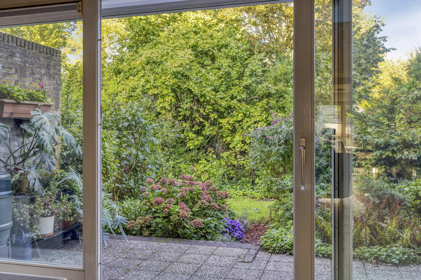 Tussenwoning te koop: Rietkraag 27, Schiedam